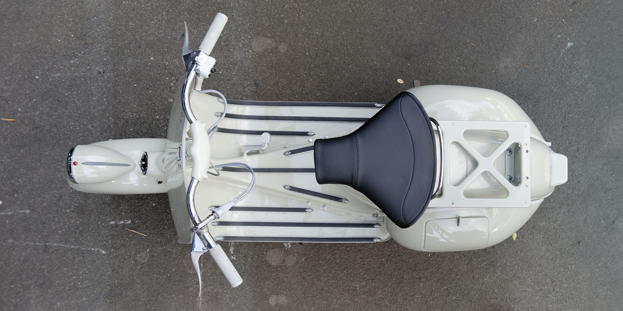 Vespa Faro Basso